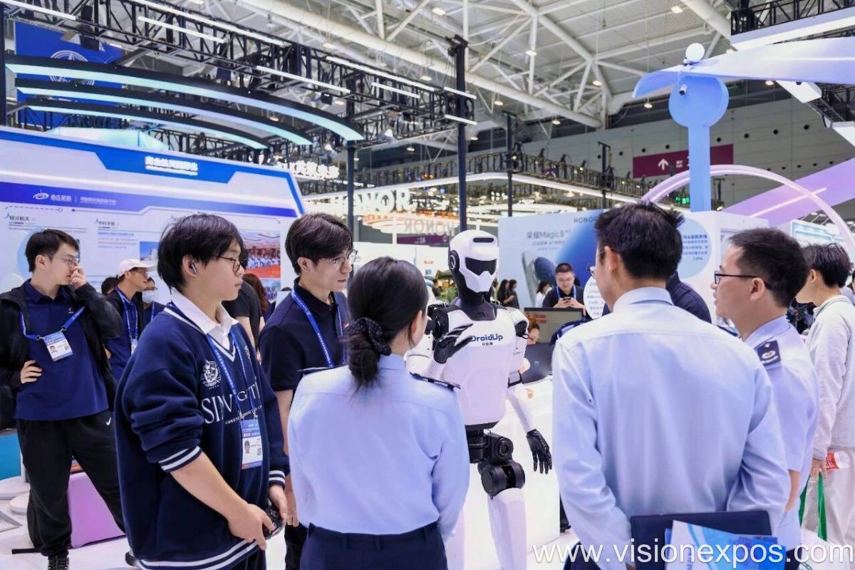 2026年深圳高交会人工智能与机器人产业链展<br>CHTF 2026插图6 2026年深圳高交会人工智能与机器人产业链展<br>CHTF 2026插图6
