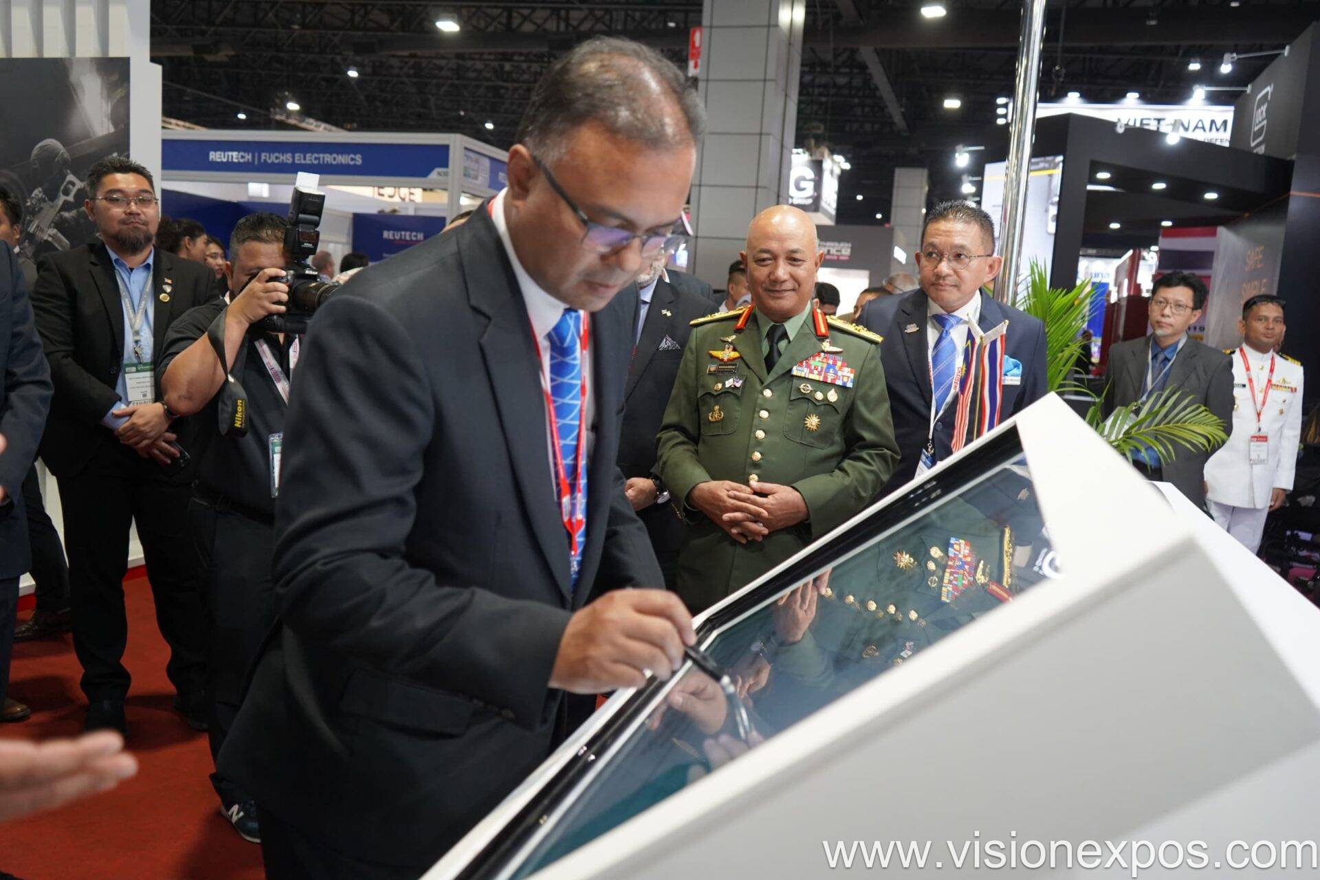 2028年马来西亚吉隆坡海陆空军警防务装备展览会<br>DSA Defence Services Asia 2028插图3 2028年马来西亚吉隆坡海陆空军警防务装备展览会<br>DSA Defence Services Asia 2028插图3
