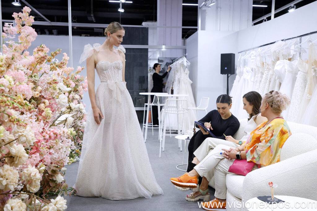 2027年西班牙巴塞罗那婚纱展览会<br>Barcelona Bridal Fashion Week 2027插图3 2027年西班牙巴塞罗那婚纱展览会<br>Barcelona Bridal Fashion Week 2027插图3